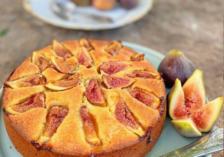 Recette Gâteau aux figues fraîches et amande Lorminy